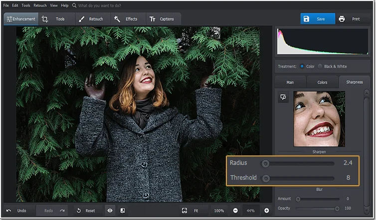 Adjust sharpness settings to unblur your picture